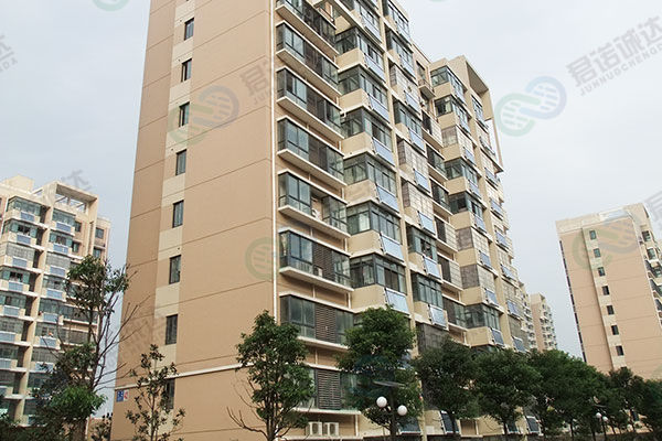 采菱公寓阳台壁挂