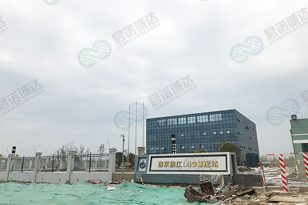 南京滨江工厂食堂